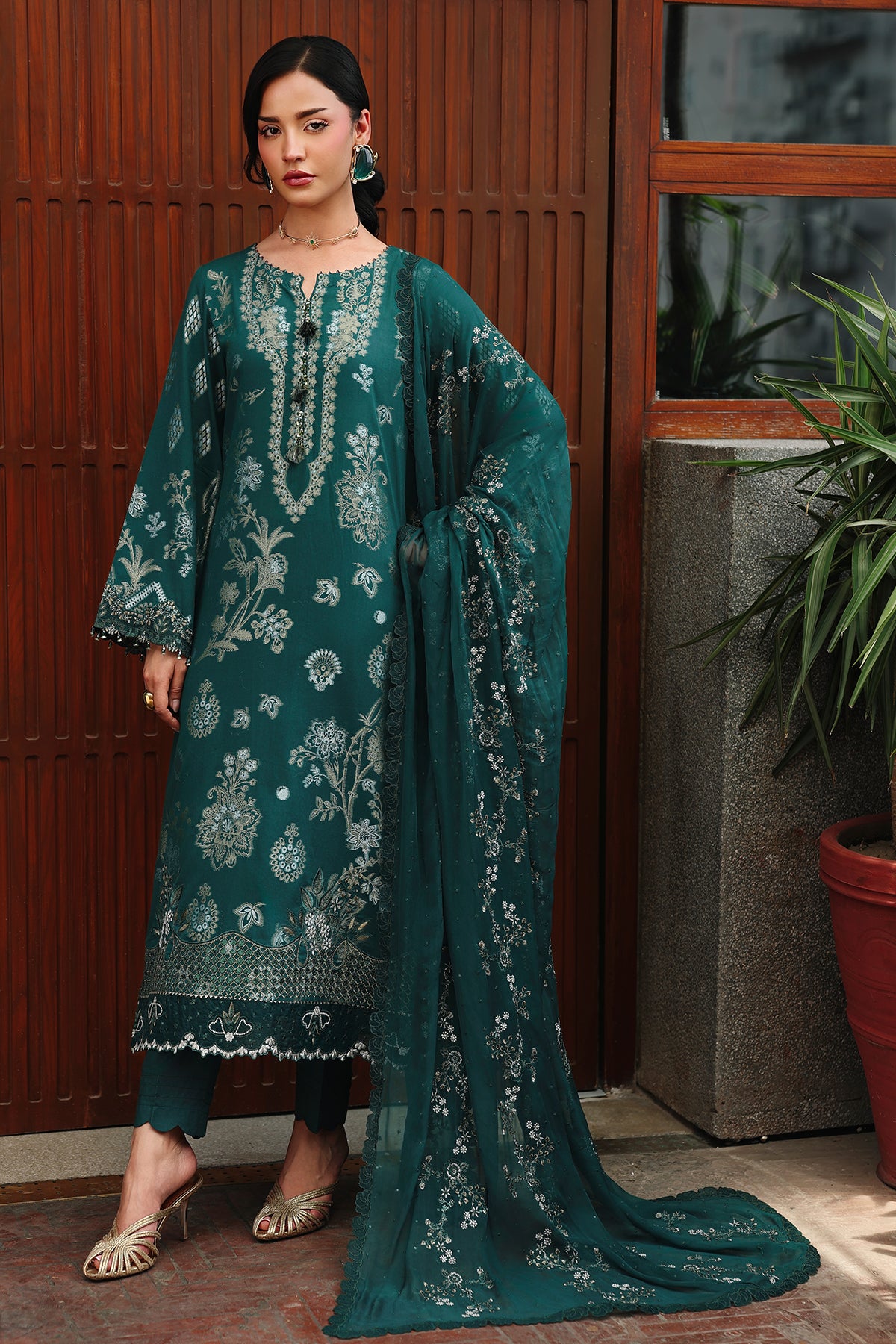 Retail Price: 8,950/-PKR