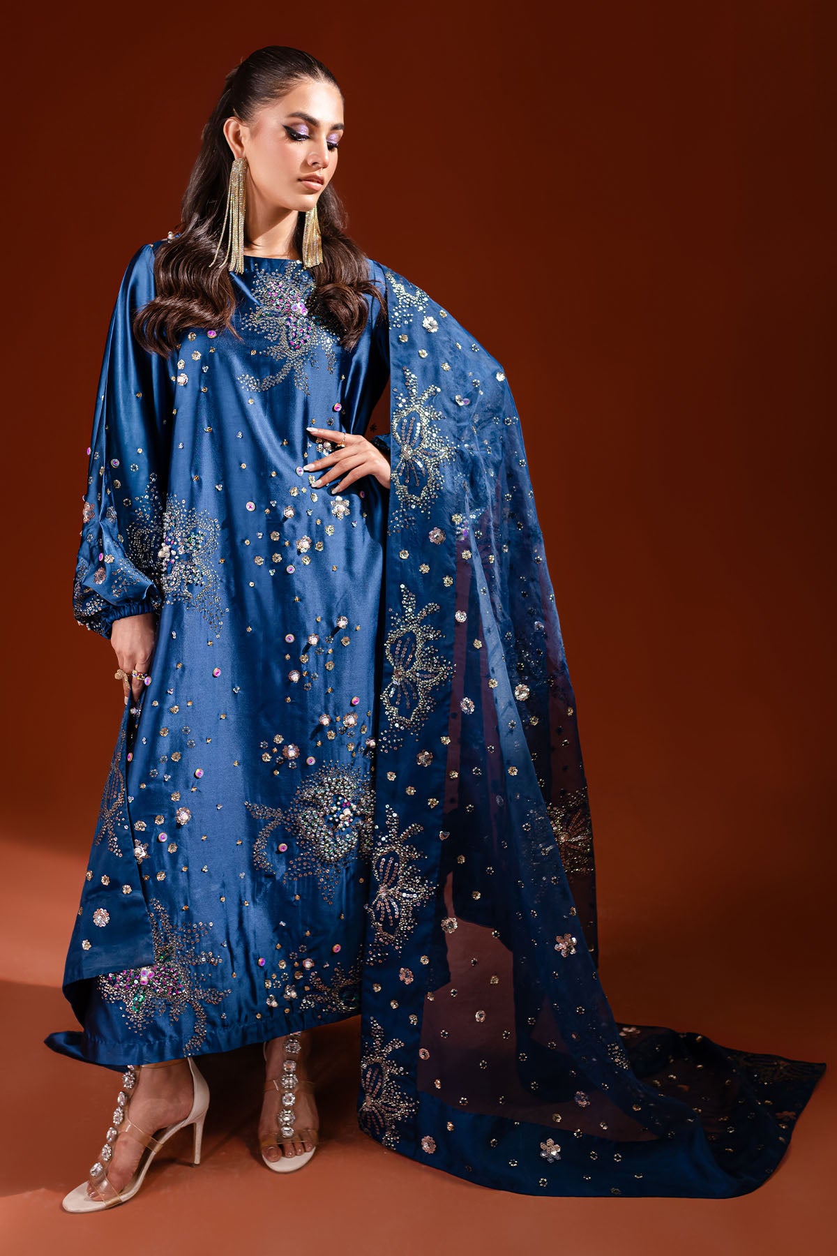 Royal Blue Pakistani Wedding Formal Wear #PN114 | Royal blue dresses,  Pakistani long dresses, Pakistani wedding dresses
