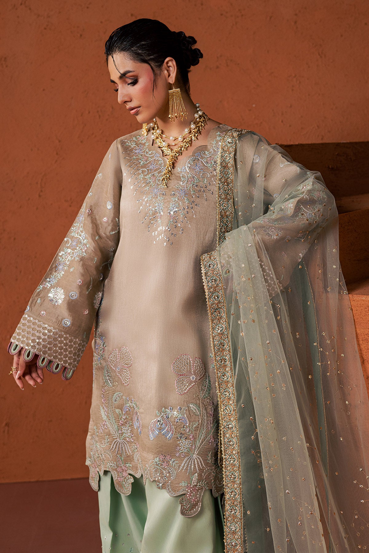 Retail Price: 13,000/-PKR